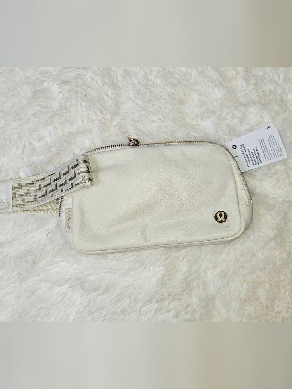 lululemon athletica Ivory/Gold Crossbody NWT